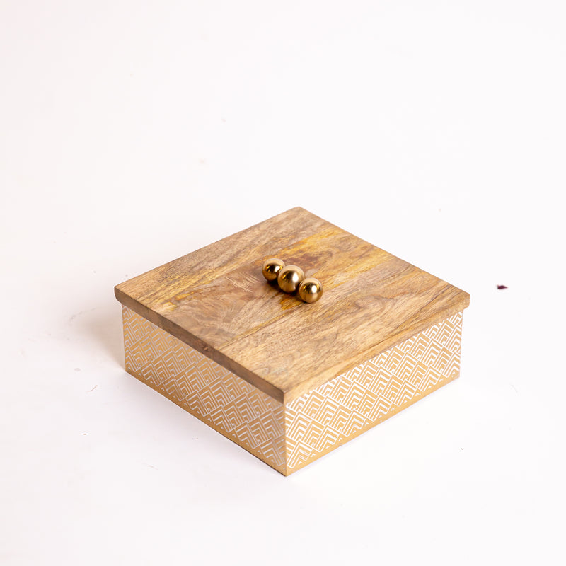 Waadi Box in Square (7665984307362)